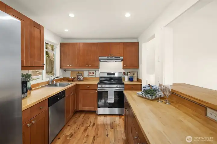 All new kitchen appliances! No worries here.