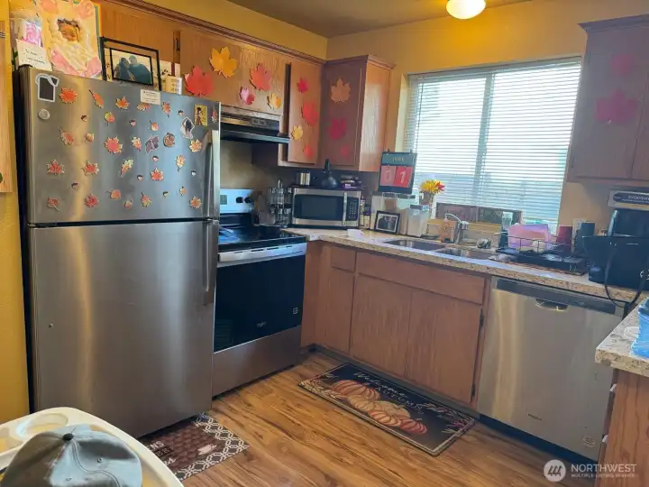 Unit A - Kitchen with quartz countertop