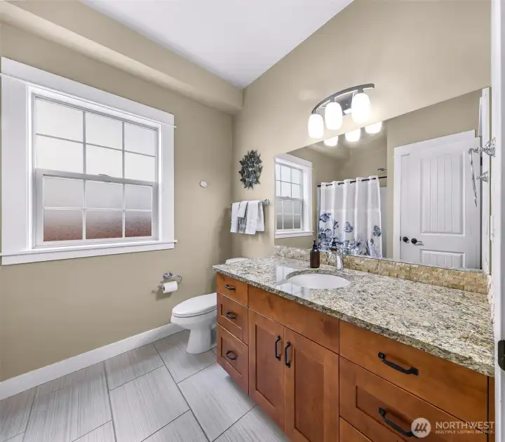First floor main bathroom