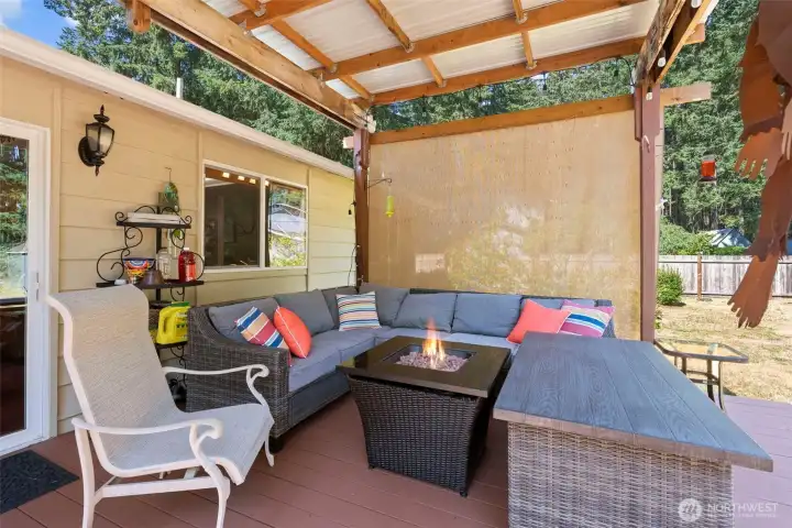 Covered patio for entertaining