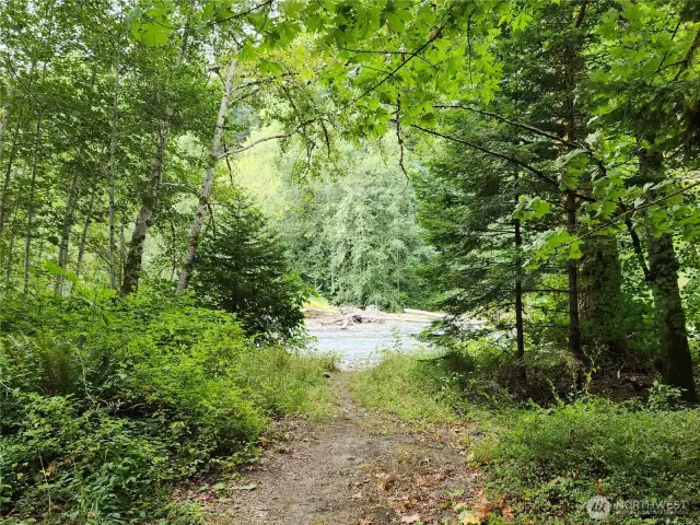 Community River Park on the Dosewallips River