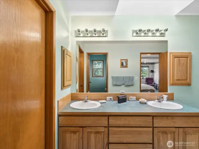 Full bath off primary with walk-in-closet.