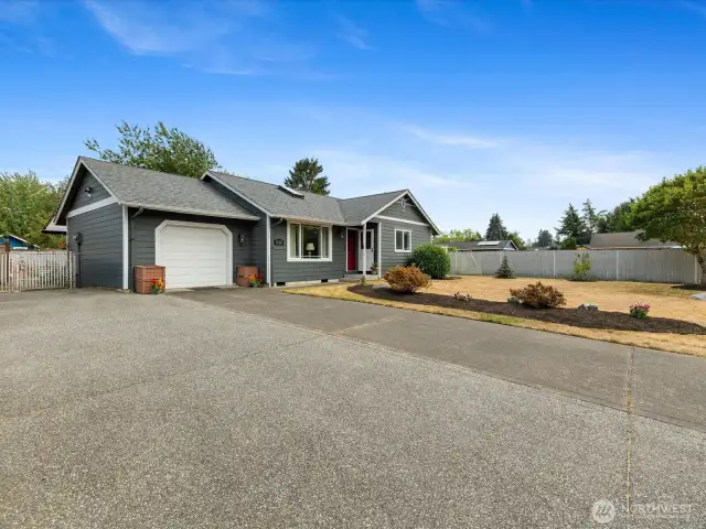 Spacious paved Driveway is large enough for an RV, Boat & Trailer, & more!