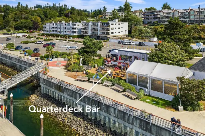 So many amenities within walking distance.