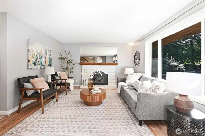 Large west-facing window offers plenty of natural light.