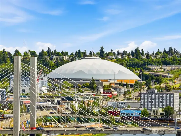 The nearby Tacoma Dome is your destination for every possible kind of entertainment.