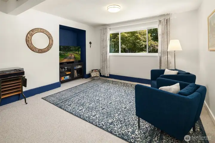 Lots of options with the lower level - this would make a great media room or workout space