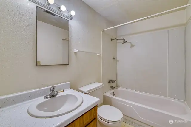 Unit B lower bathroom