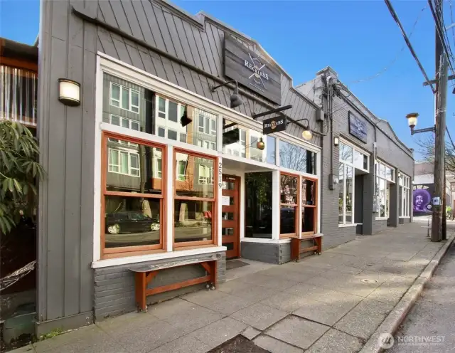 Neighborhood Perks Just Steps Away:    Temple Pastries – Just a couple blocks away and unreal. Don’t miss their kouign-amann.    PCC Market at 23rd & Union – Your go-to for fresh, local groceries literally steps from the front door.    Reckless Noodle – Bold flavors, great cocktails, and an unbeatable vibe.    Wood Shop BBQ – Smoky, saucy perfection right in the neighborhood.    Standard Brewing – Chill taproom with house-brewed beers and inventive snacks on Jackson.    Amazon Fresh – Modern convenience with easy grab-and-go options.    Communion – Award-winning soul food and craft cocktails – a must-visit and Seattle staple.