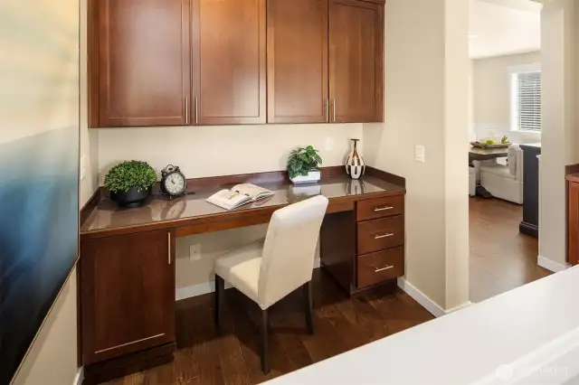 Planning center with upgraded cabinets