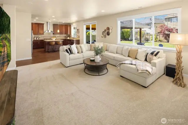 9' ceilings, upgraded carpet, lots of extra windows