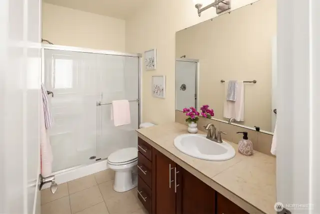 Bedroom 4 bathroom