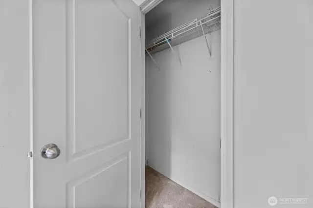 Bedroom 2 w/walk in closet