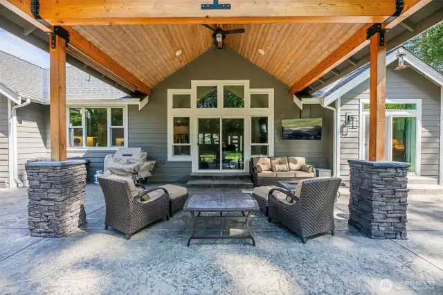 Covered outdoor sitting area
