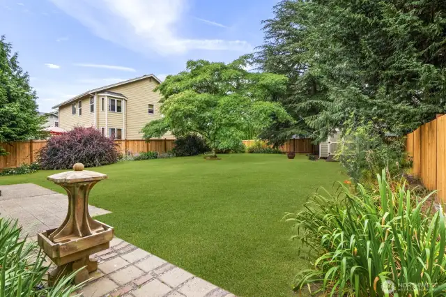 Classic architectural inspired yard fountain...