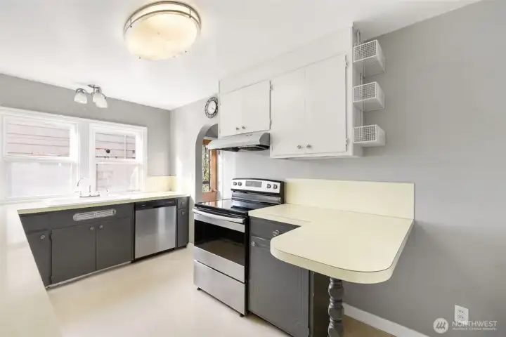 Kitchen with Breakfast Bar for Casual Dining