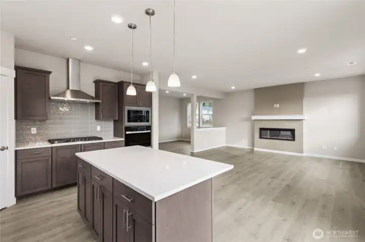 Gas cooking! Photos are for representational purposes only. Colors and finishes may differ.