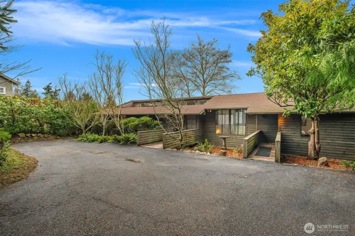 Dual access to the main entry or bonus room allows for flexible use.