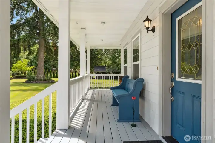 Front porch bench to observe the peace and solitude. Front porch bench to observe the peace and solitude.