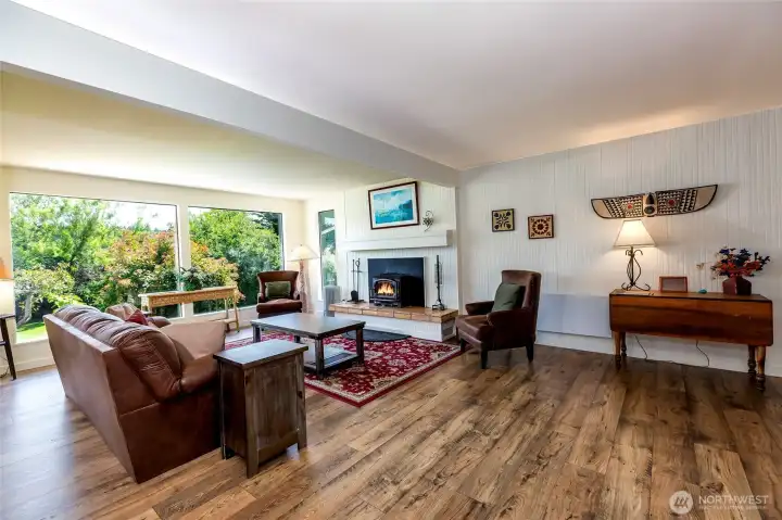 Great room with new flooring