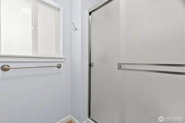 Primary on-suite shower