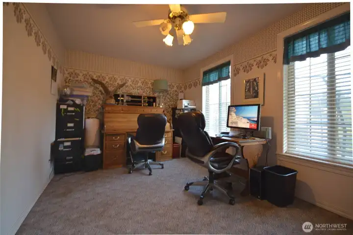Room #4 is an office / den area. Nice size with large windows facing the back acreage of the property. Can be used as you wish. Lots of room and options! Room #4 is an office / den area. Nice size with large windows facing the back acreage of the property. Can be used as you wish. Lots of room and options!