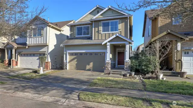 Come & see all that this 3 bedroom, 2.5 bathroom home has to offer!