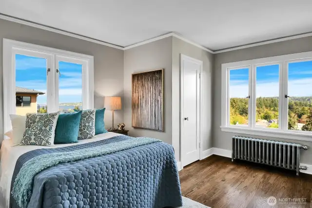 2nd of 3 upper floor bedrooms