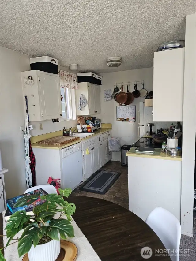 Units One and Two are both 1 level with the same floorplan. Kitchen