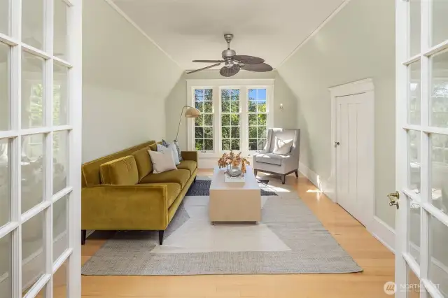 Sitting room, office, or nursery off primary bedroom