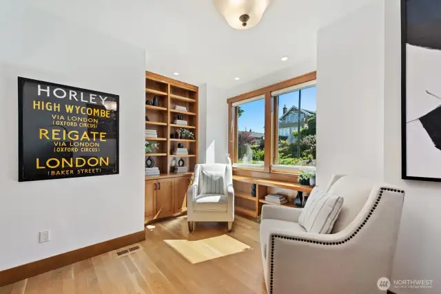 Office can easily be converted to the 4th bedroom