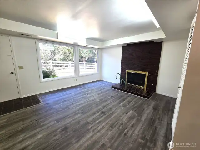 Wood fireplace