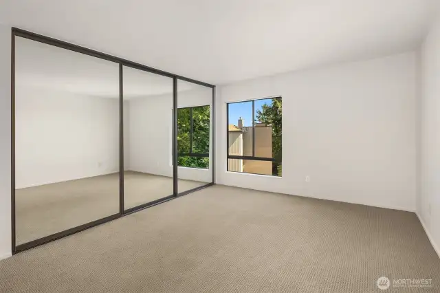 Primary en suite bedroom