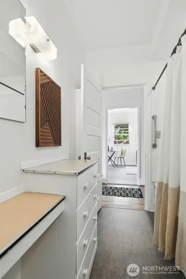 Enjoy vintage bathroom colors and Marmoleum floors.