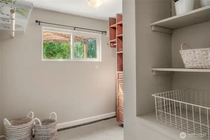 Huge walking closet with dressing area