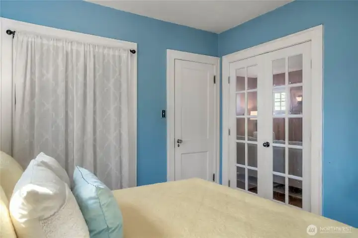 Use this bright airy room for an office or second bedroom