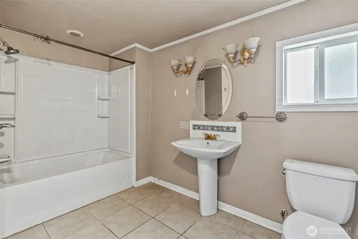 Primary Full Bath Main