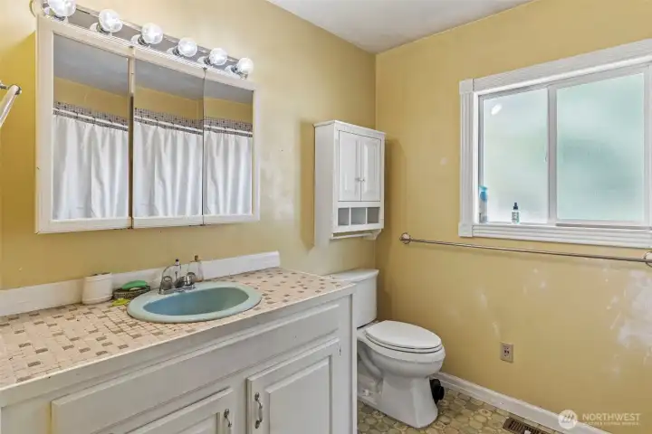 Primary Full Bath Upstairs