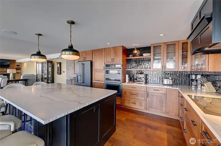Wonderful island for dining and entertaining