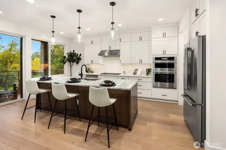 Photos are for illustrative purposes only