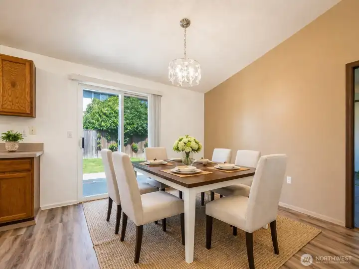 Virtually staged dining room Virtually staged dining room