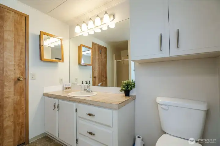 Second Full Bathroom