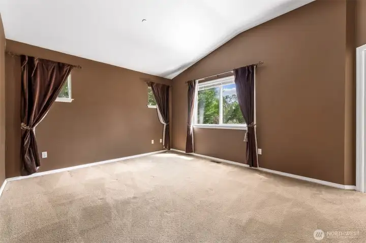 Vaulted ceiling in primary suite