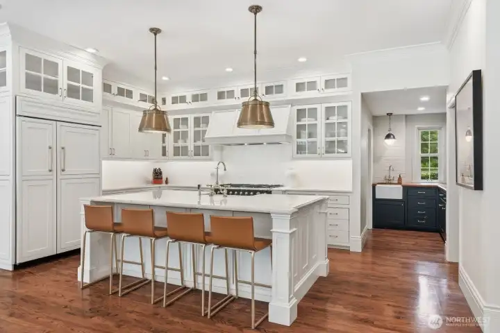 Abundant floor-to-ceiling custom cabinetry. Abundant floor-to-ceiling custom cabinetry.