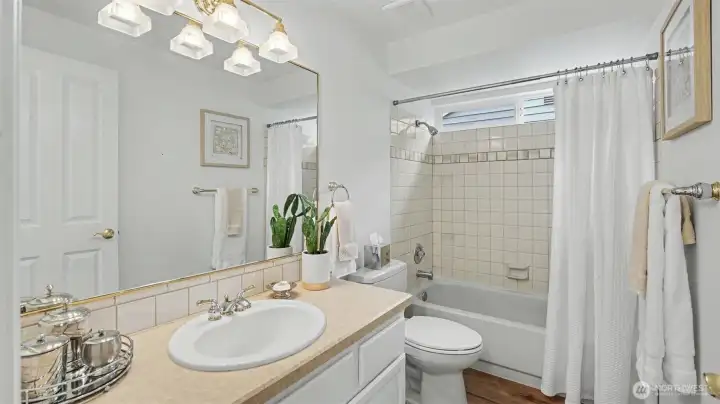 Guest bathroom Guest bathroom