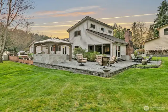 Back of the home, facing the river.