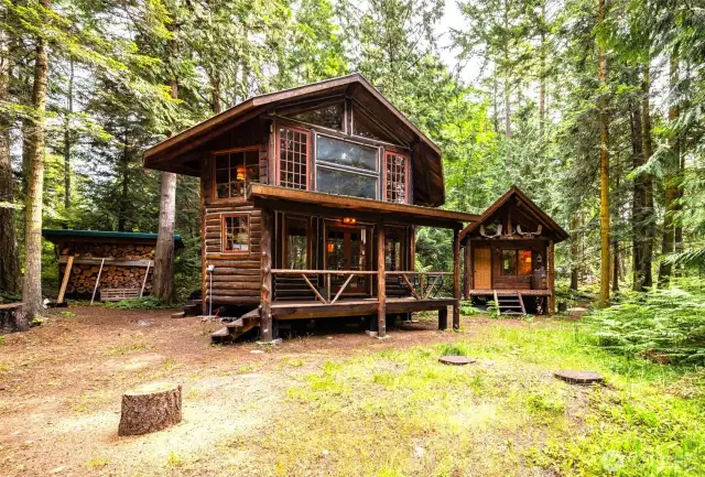 Main cabin and bunkhouse