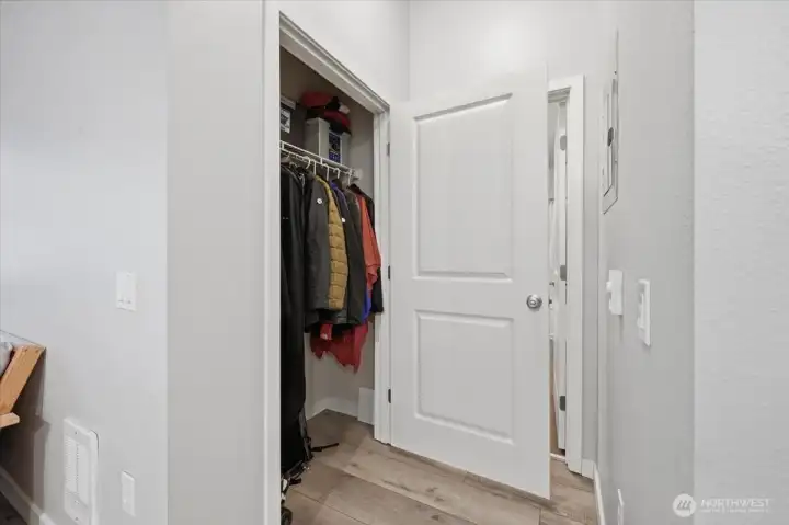 Large extra closet.