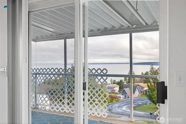 Beautiful Water View Setting