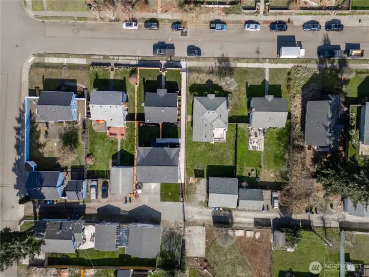 Overhead view showcasing site layout and unit positioning